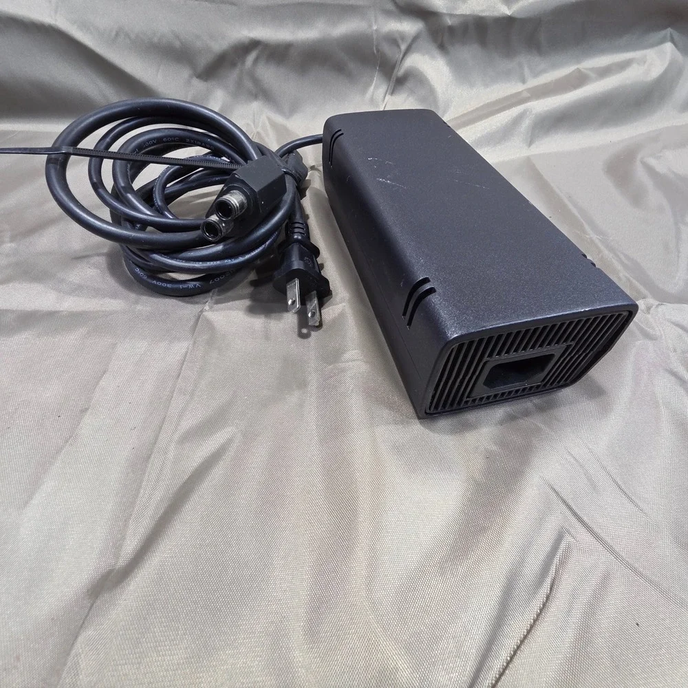 Microsoft Xbox 360 S AC Adapter Power Supply Brick 120W Model A11-120N1A Black